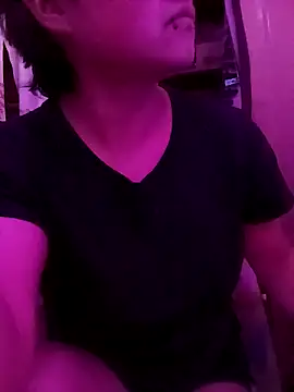 Snapshot of Ftm_Bunny chatting on November 2025 12:31:02 PM Ftm Bunny online show from November 2025 12:31:02 PM