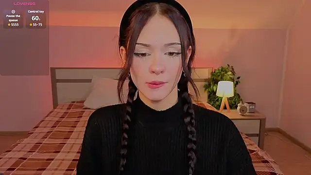 Adetta online show from March 2026 03:06:01 AM