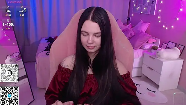 Snapshot of Michela_Fruet chatting on May 2026 01:07:01 AM Michela Fruet online show from May 2026 01:07:01 AM