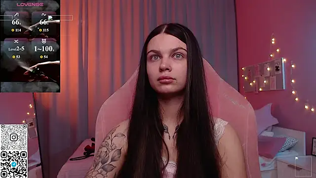 Snapshot of Michela_Fruet chatting on June 2026 01:07:02 AM Michela Fruet online show from June 2026 01:07:02 AM