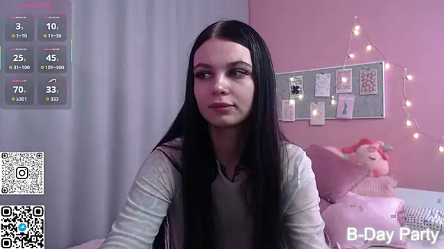Snapshot of Michela_Fruet chatting on April 2026 01:07:02 AM Michela Fruet online show from April 2026 01:07:02 AM