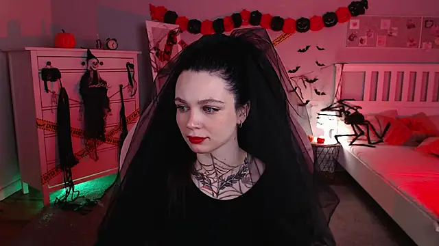 Michela Fruet online show from October 2025 01:15:01 AM