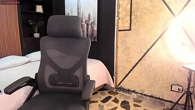 AmbarFoxx  online show from February 2026 01:16:02 AM