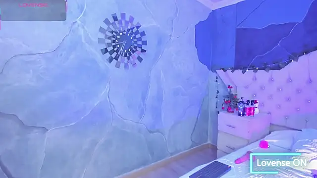 AmbarFoxx  online show from December 2025 07:07:02 AM