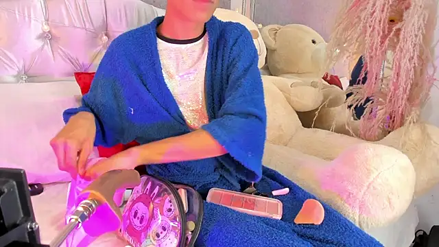 Snapshot of PrincePoppy chatting on October 2025 08:42:01 PM PrincePoppy online show from October 2025 08:42:01 PM