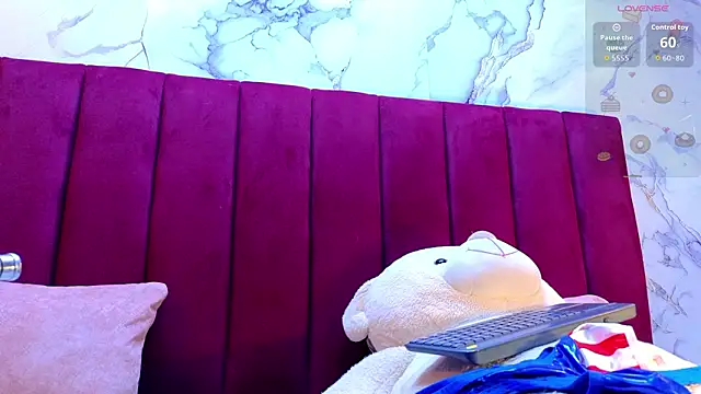 Snapshot of PrincePoppy chatting on February 2026 04:08:01 AM PrincePoppy online show from February 2026 04:08:01 AM