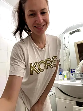 Snapshot of Lizza_xxx chatting on October 2025 07:30:02 AM Lizza xxx online show from October 2025 07:30:02 AM
