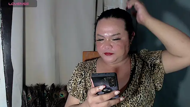 Snapshot of fallen_angel08 chatting on May 2026 01:15:01 PM fallen angel08 online show from May 2026 01:15:01 PM