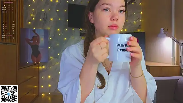 miss bubbles  online show from December 2025 01:21:02 AM