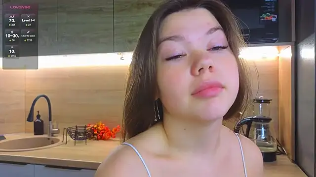 miss bubbles  online show from October 2025 01:15:01 AM