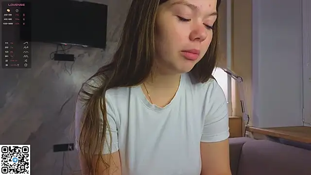 miss bubbles  online show from November 2025 12:00:01 AM