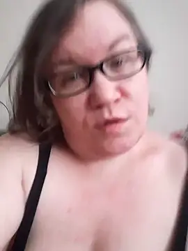 AnniDiMoni online show from November 2025 05:22:02 AM