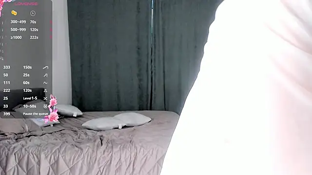 OdelynaFrake online show from December 2025 08:46:01 AM