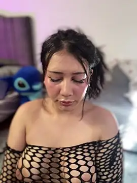 snow doll online show from March 2026 07:59:02 PM