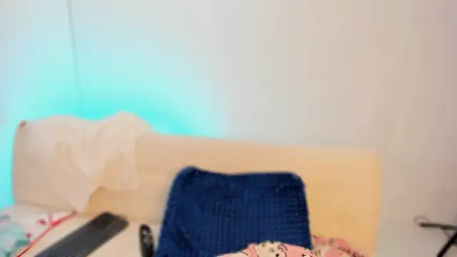 snow doll online show from February 2026 09:02:02 PM