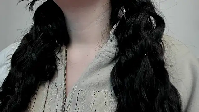 snow doll online show from October 2025 03:22:02 PM