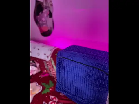 snow doll online show from November 2025 11:15:02 PM