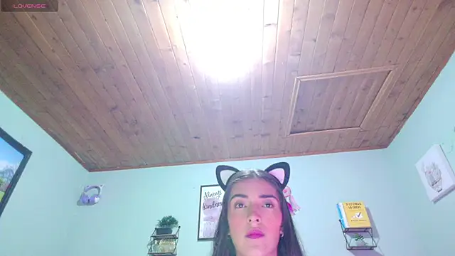 angelic coral online show from March 2026 01:10:01 AM