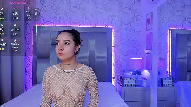 AlliceWinter online show from November 2025 11:48:01 AM