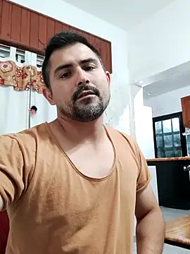 Bradd 32 online show from December 2025 04:08:01 AM