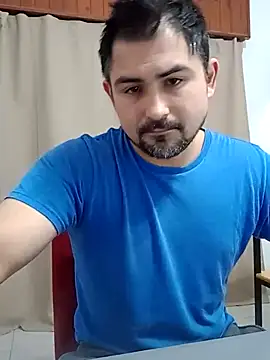 Snapshot of Bradd_32 chatting on July 2026 11:29:01 AM Bradd 32 online show from July 2026 11:29:01 AM