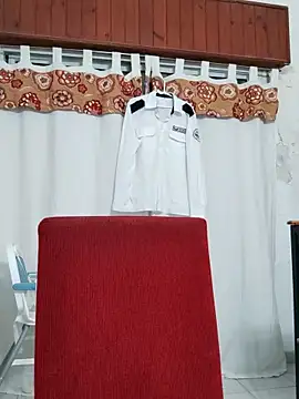 Snapshot of Bradd_32 chatting on February 2026 02:29:02 AM Bradd 32 online show from February 2026 02:29:02 AM