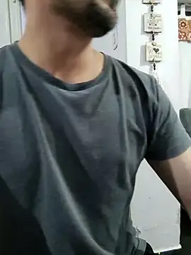 Bradd 32 online show from September 2025 02:29:01 AM