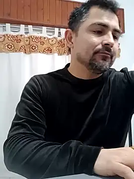 Snapshot of Bradd_32 chatting on June 2026 11:54:02 AM Bradd 32 online show from June 2026 11:54:02 AM