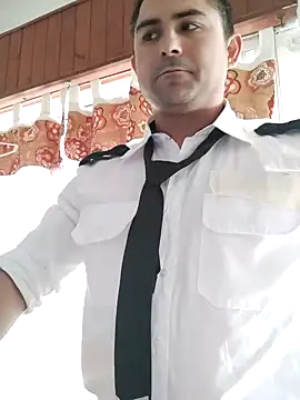 Snapshot of Bradd_32 chatting on February 2026 11:41:01 AM Bradd 32 online show from February 2026 11:41:01 AM