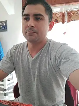 Bradd 32 online show from May 2026 05:20:02 PM