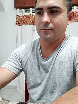 Snapshot of Bradd_32 chatting on March 2026 03:51:01 AM Bradd 32 online show from March 2026 03:51:01 AM