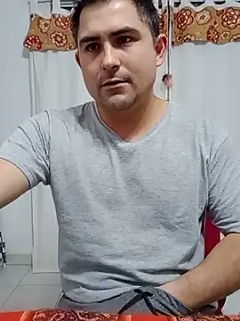 Bradd 32 online show from May 2026 05:26:01 AM