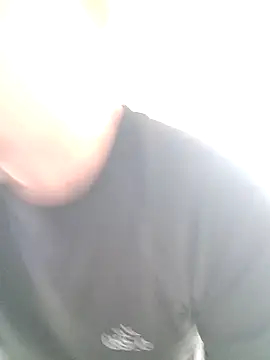 Bradd 32 online show from October 2025 04:15:02 PM