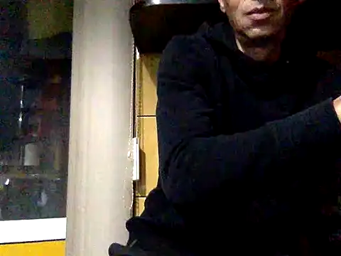 Snapshot of adiluci1 chatting on October 2025 02:56:01 AM adiluci1 online show from October 2025 02:56:01 AM