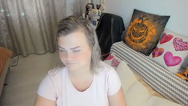 MildMature online show from September 2025 08:48:01 PM