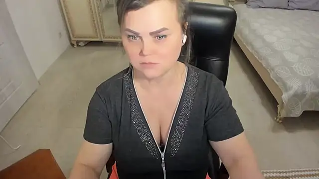 MildMature online show from March 2025 03:53:02 AM