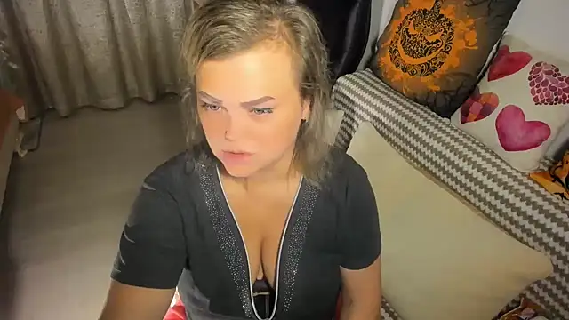 MildMature online show from September 2025 09:11:02 PM