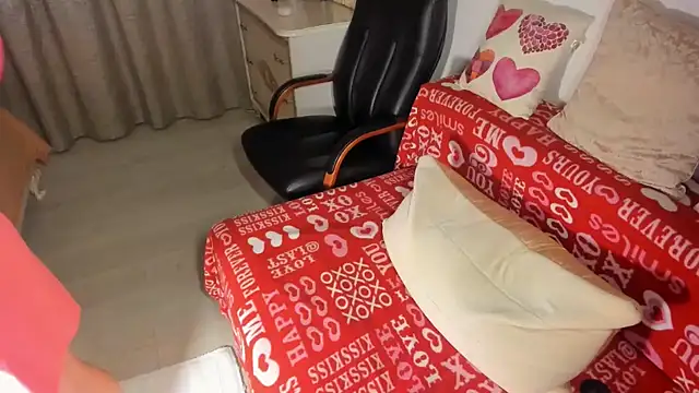 MildMature online show from January 2025 12:33:01 AM