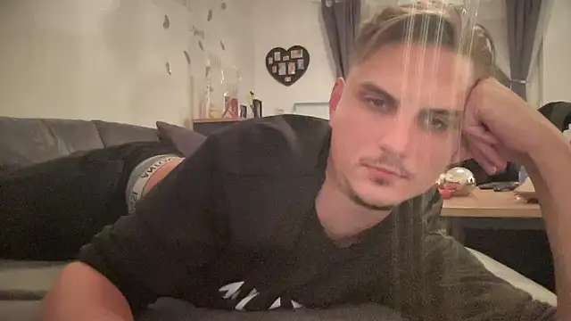 Sweetbooy90 online show from October 2025 09:15:01 PM