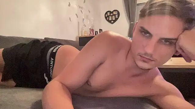 Sweetbooy90 online show from September 2025 03:17:02 PM