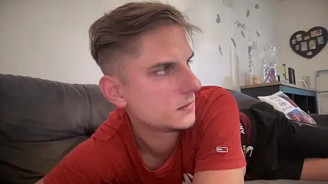 Sweetbooy90 online show from October 2025 01:01:02 PM
