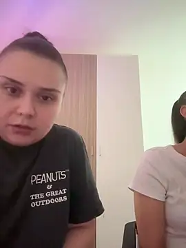 Snapshot of FemmeAffair chatting on February 2026 12:33:02 AM FemmeAffair online show from February 2026 12:33:02 AM