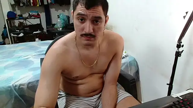 Leonino231 online show from April 2026 05:47:01 PM