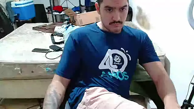 Leonino231 online show from March 2026 10:37:01 PM