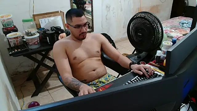 Leonino231 online show from October 2025 04:25:02 PM