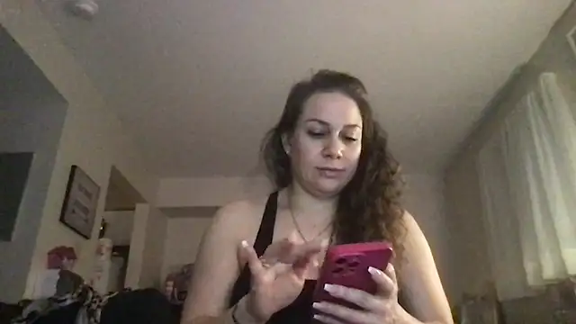 Snapshot of thedevinemama chatting on February 2026 02:51:02 AM thedevinemama online show from February 2026 02:51:02 AM