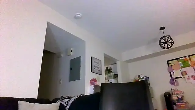 thedevinemama online show from May 2026 01:31:02 AM