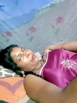 Savita992 online show from April 2026 07:08:02 PM