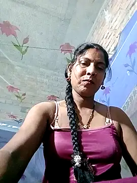 Savita992 online show from April 2026 06:55:01 PM