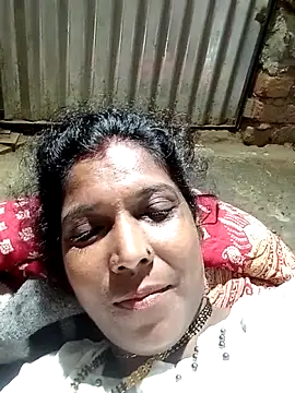 Savita992 online show from October 2025 10:32:01 PM